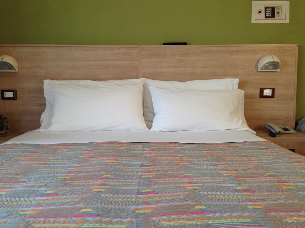 Hotel Gattuccio Cesenatico Esterno foto