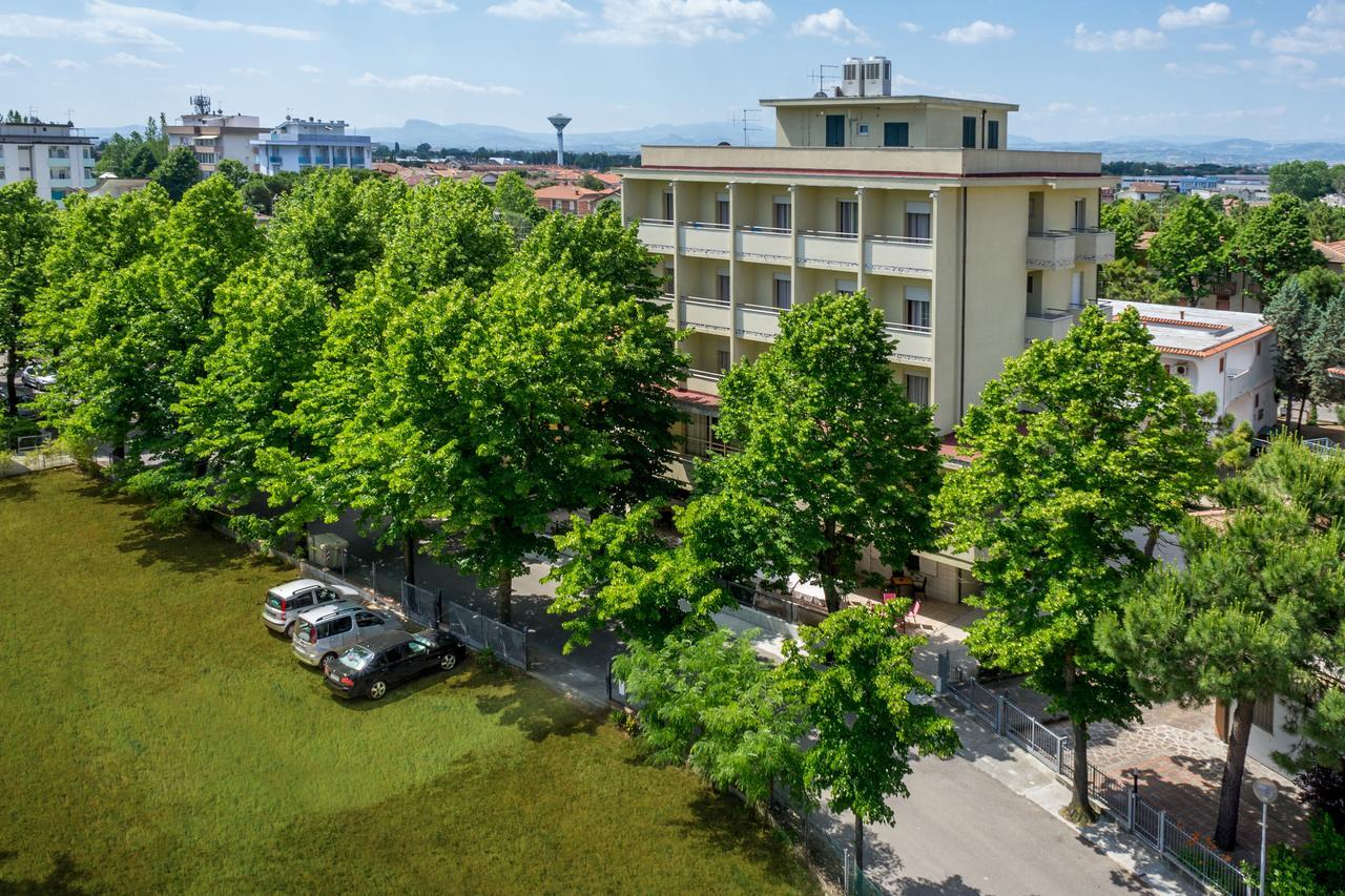 Hotel Gattuccio Cesenatico Esterno foto