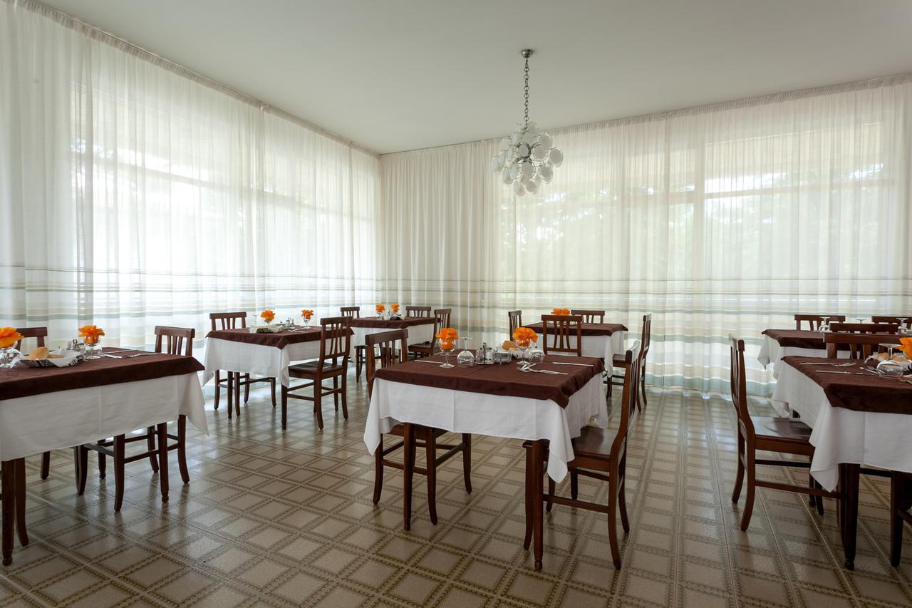 Hotel Gattuccio Cesenatico Esterno foto