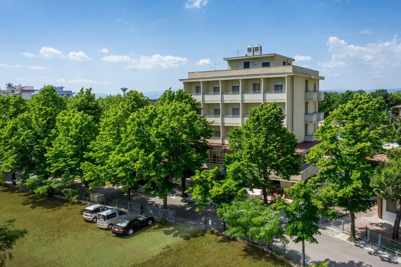 Hotel Gattuccio Cesenatico Esterno foto
